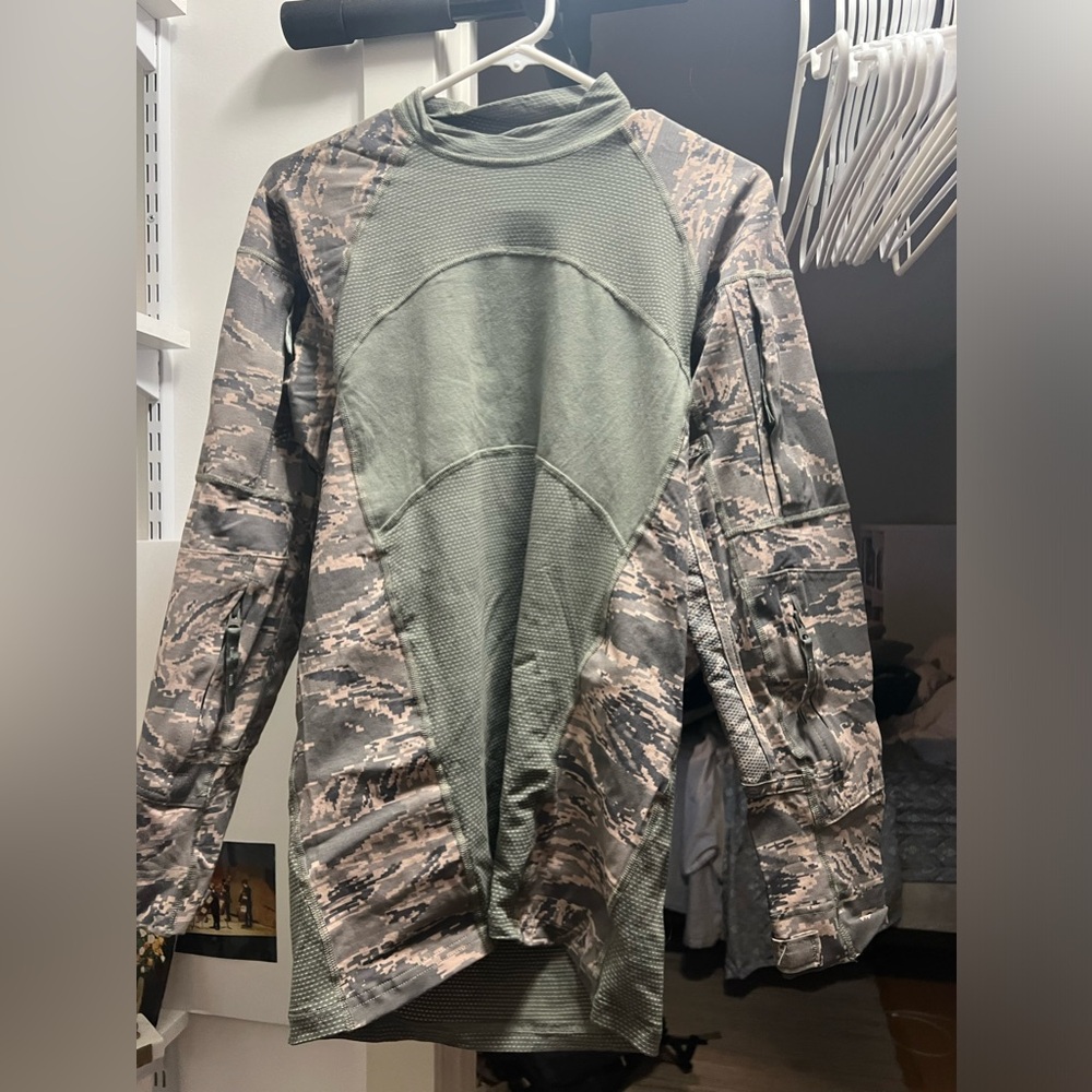 AIRMAN BATTLE SHIRT UNIFORM